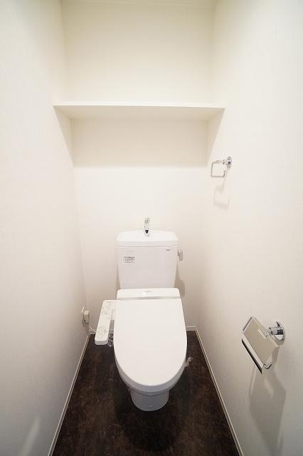 福岡市博多区博多駅南５丁目の賃貸マンションのトイレ|物件の画像8