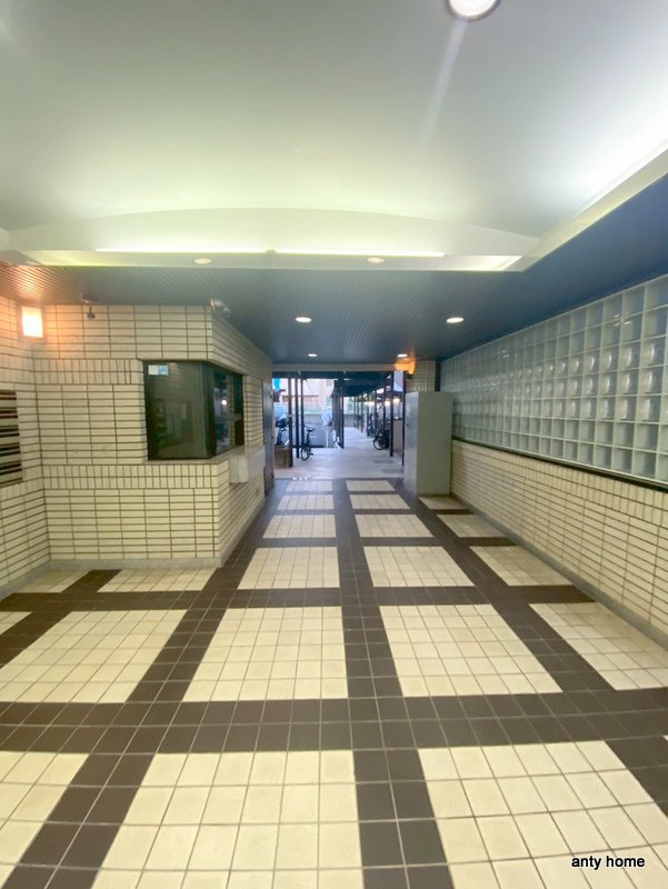 サンシャイン朝日が丘町　仲介手数料無料のエントランス