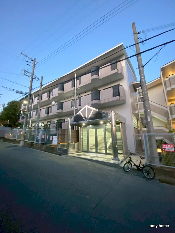 サンシャイン朝日が丘町　仲介手数料無料の外観