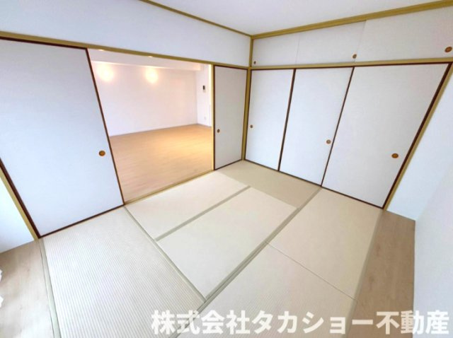 【和室】 | プラザ学園前　第10号棟 | 和室ならではの温かな和の空間で寛ぎの時間を過ごせます