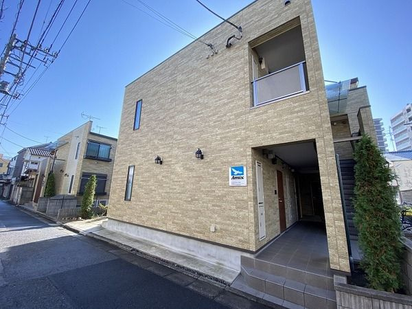 イリスフルールＡの外観