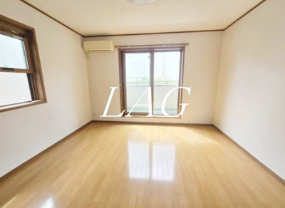 【居間・リビング】 | 桜レジデンス | 洋室のお部屋です。