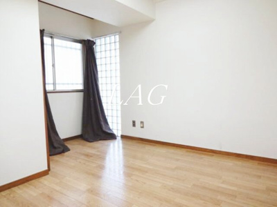 【居間・リビング】 | 金桜堂ビル | 洋室のお部屋です。