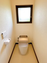 宇部市大字西岐波吉田　戸建てのトイレ
