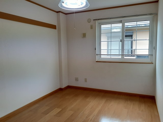 サンライトヒルズの寝室