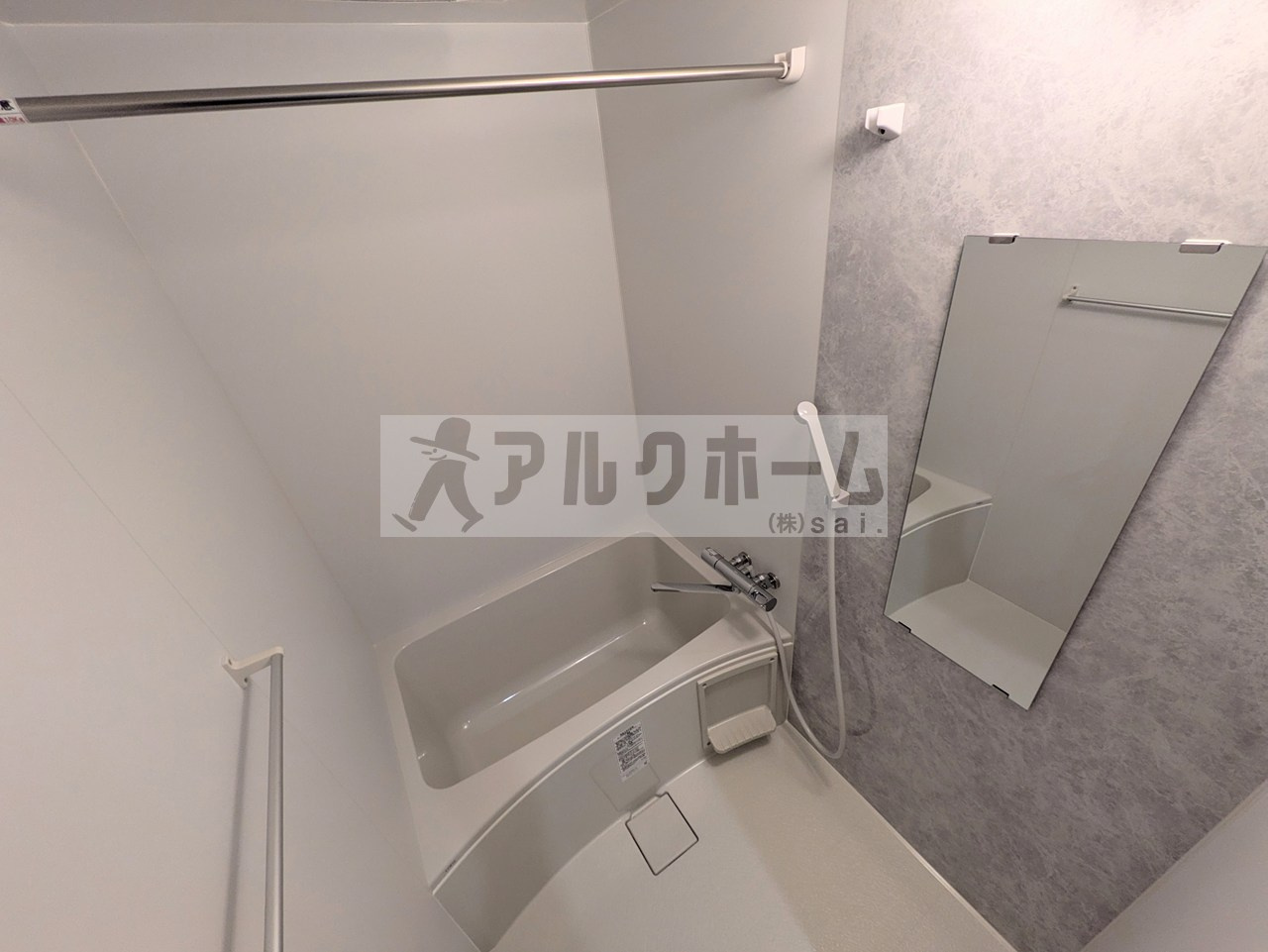 ソレイユ2の浴室