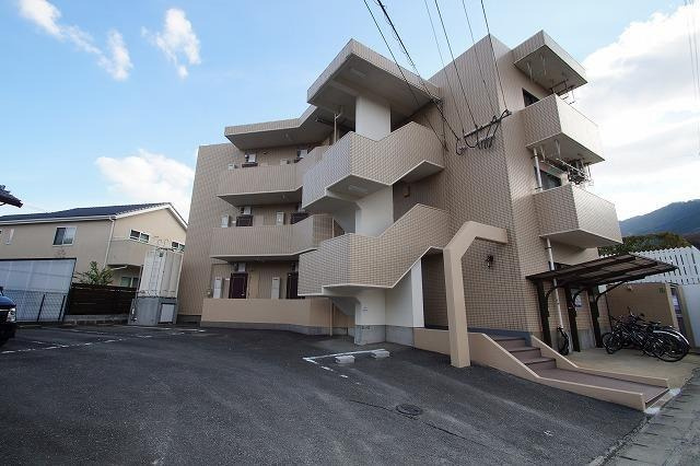 福岡市城南区南片江５丁目の賃貸マンションの外観|外観写真