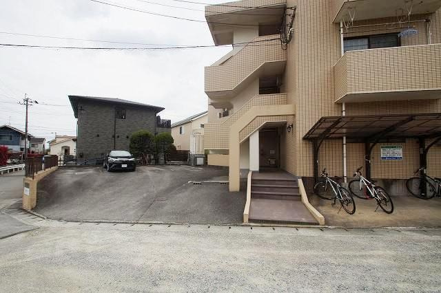 福岡市城南区南片江５丁目の賃貸マンションのエントランス|エントランス写真