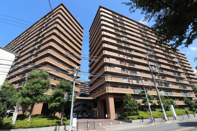 【外観】 | 四季彩都いちょう館A棟