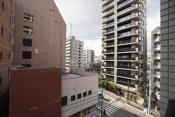 福岡市中央区平尾２丁目の賃貸マンションのバルコニー|物件の画像13