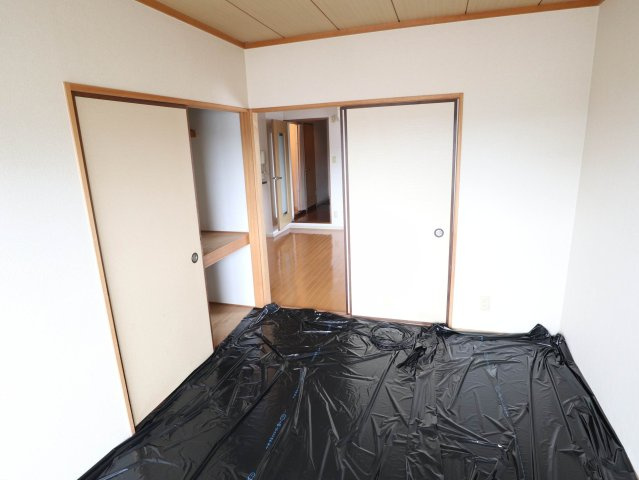 セラフィックビルの和室
