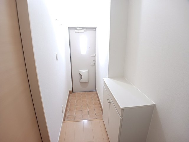メイプルコートⅡの玄関