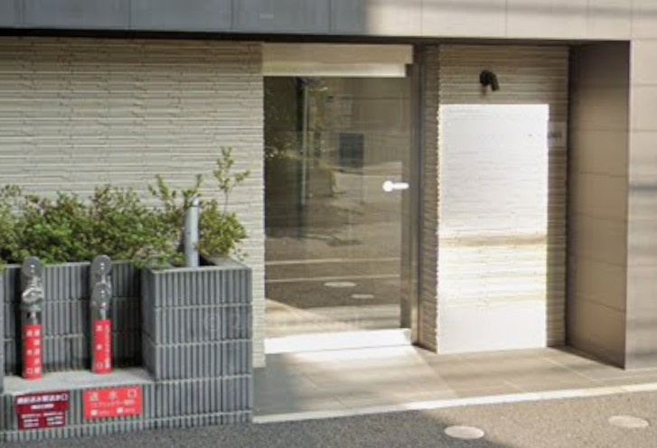 URBANAGE新横浜のエントランス