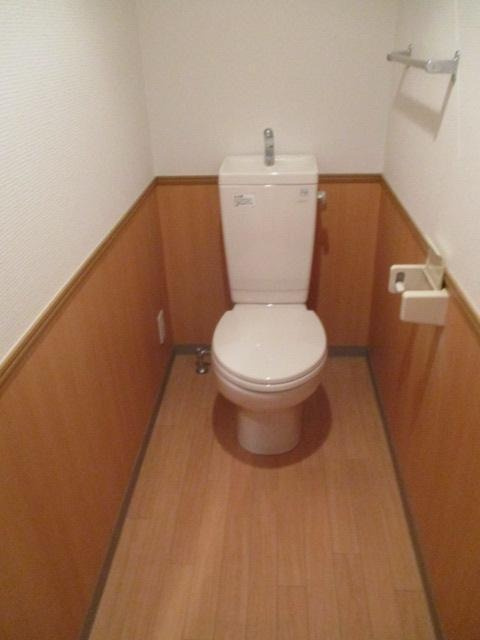 福岡市東区馬出５丁目の賃貸マンションのトイレ|物件の画像8