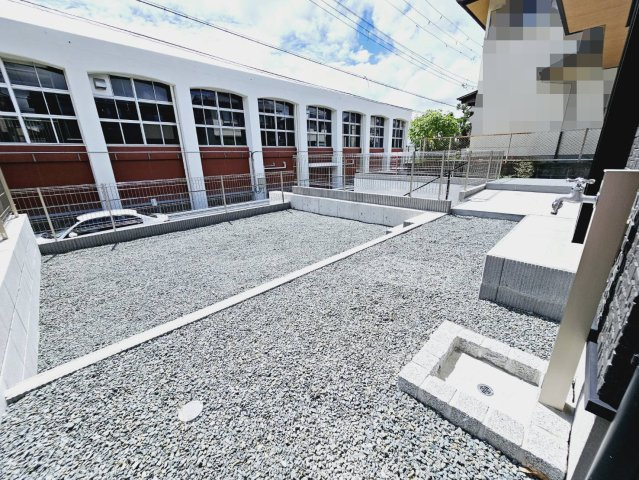 若草町３丁目新築戸建の庭|■南庭■ウッドデッキを設置するとさらに便利
