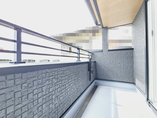 若草町３丁目新築戸建のバルコニー