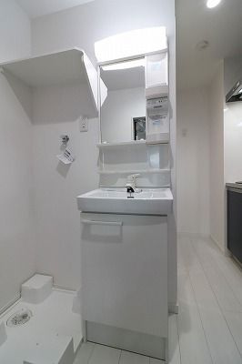 グランクオール日ノ出町の独立洗面台