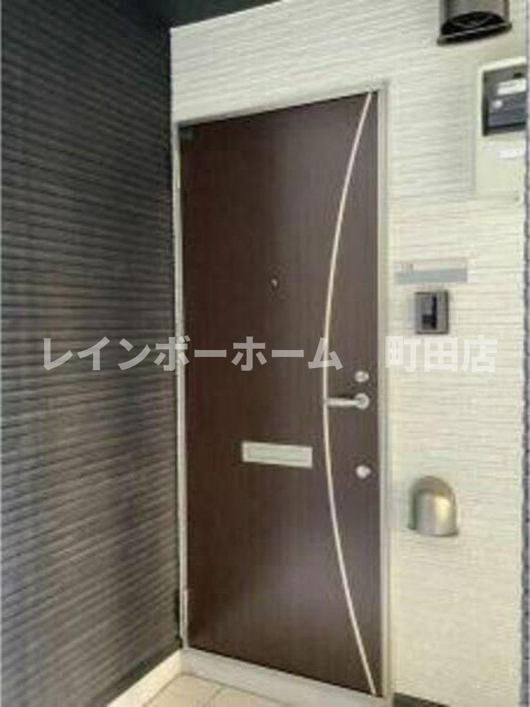 アザーレ・パッシオ相武台前※初期費用分割あと払いサービス利用可能物件の玄関