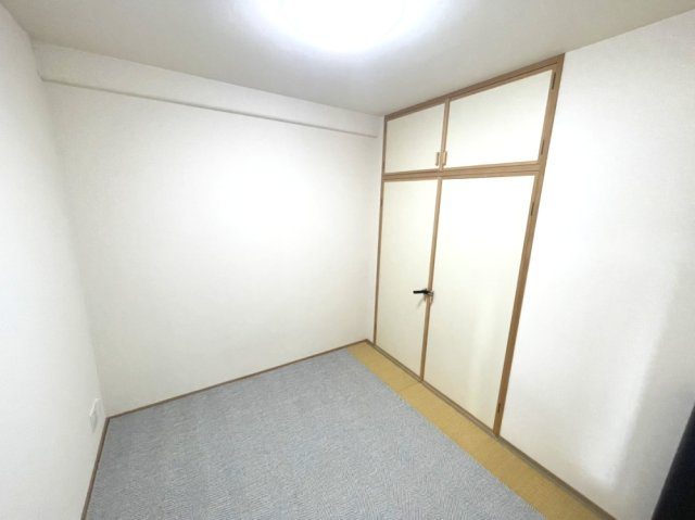 アルファステイツ新涯の和室