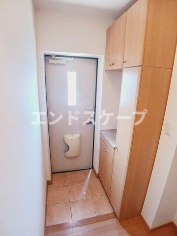 カスターニャＢの玄関|高崎、前橋のお部屋探しはエンドスケープまで！お客様の理想お聞かせ下さい♪