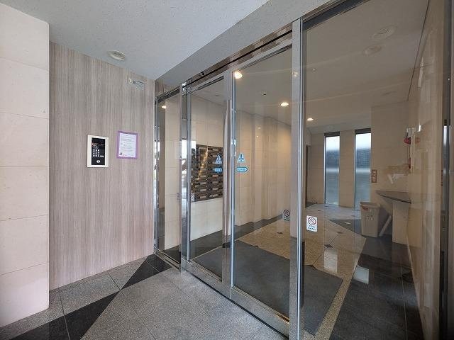 福岡市南区大楠２丁目の賃貸マンションのエントランス|エントランス写真
