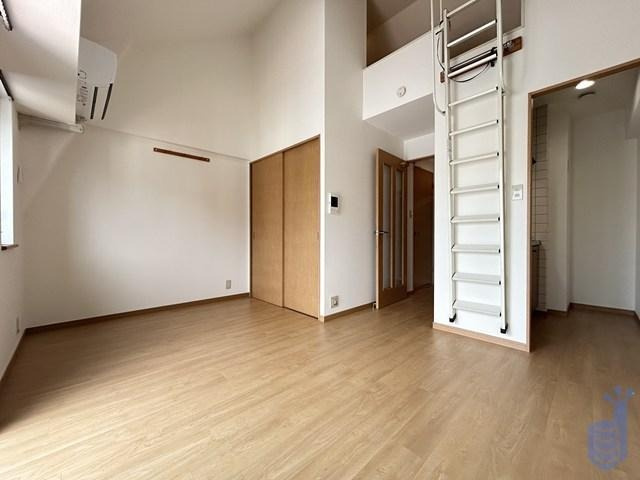 福岡市南区大楠２丁目の賃貸マンションの居間・リビング|物件の画像3