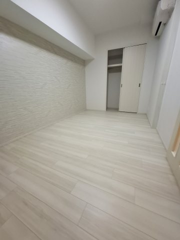 プレジオ西宮北口の寝室|洋室7帖