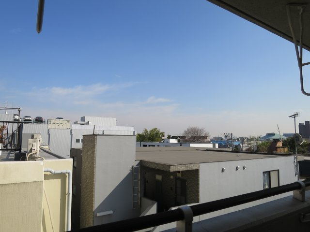 杉並区下高井戸１丁目の賃貸マンションの展望