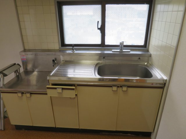 杉並区下高井戸１丁目の賃貸マンションのキッチン|使いやすいキッチンです