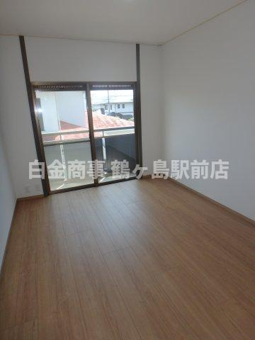 坂戸市鶴舞中古戸建の洋室