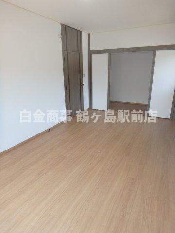 坂戸市鶴舞中古戸建の洋室