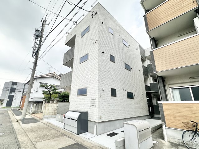 プレシア野並の外観