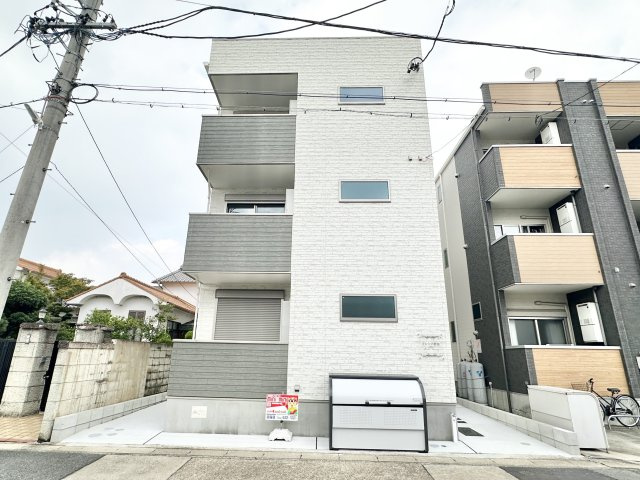 プレシア野並の外観
