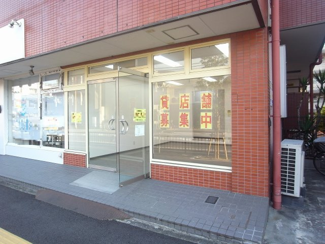 吹田市高城町の店舗事務所