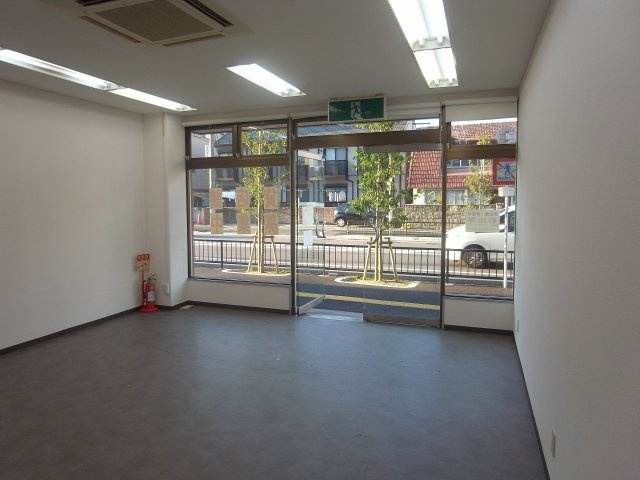 吹田市高城町の店舗事務所