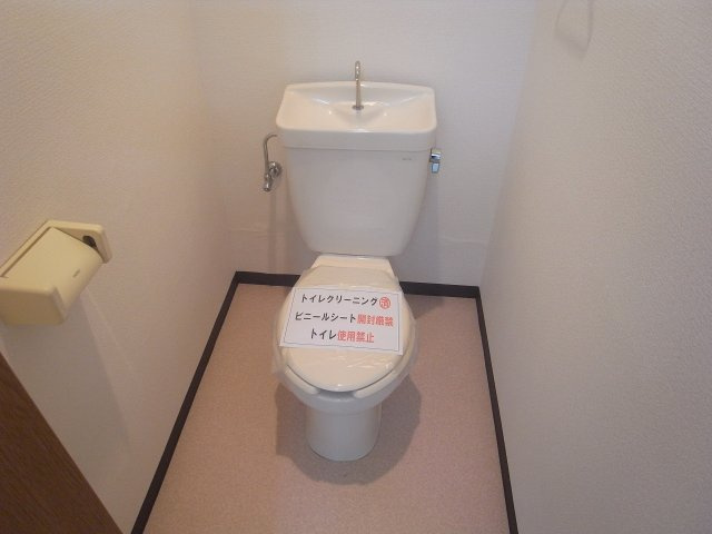 吹田市高城町の店舗事務所