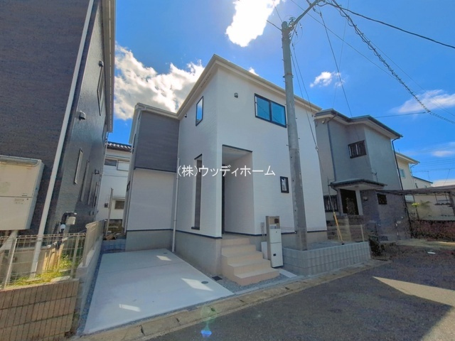 春日部市六軒町　新築一戸建て
