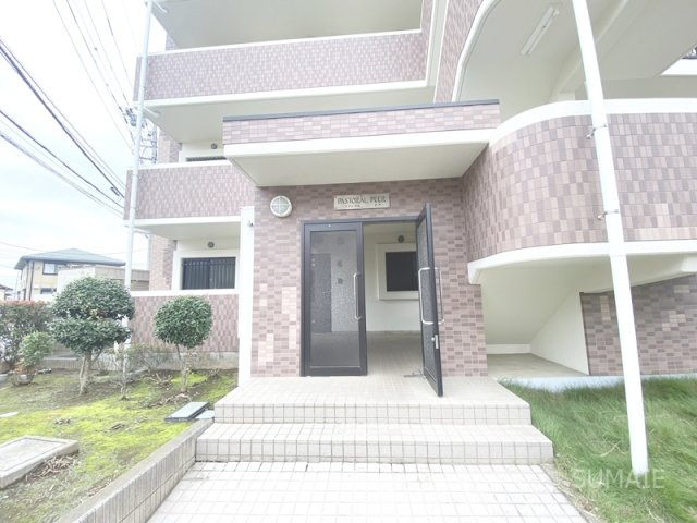パストラルピアのエントランス|建物入り口☆彡