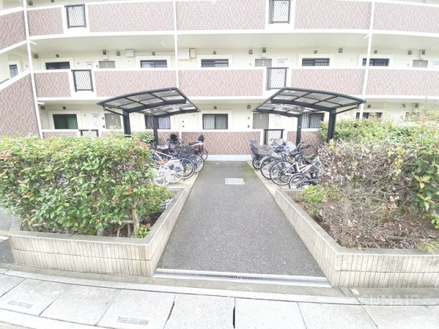パストラルピアのその他共用部分|屋根付き駐輪場☆彡