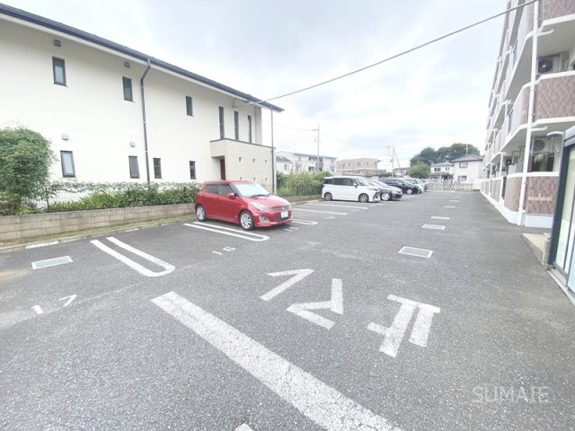 パストラルピアの駐車場|駐車スペース☆彡
