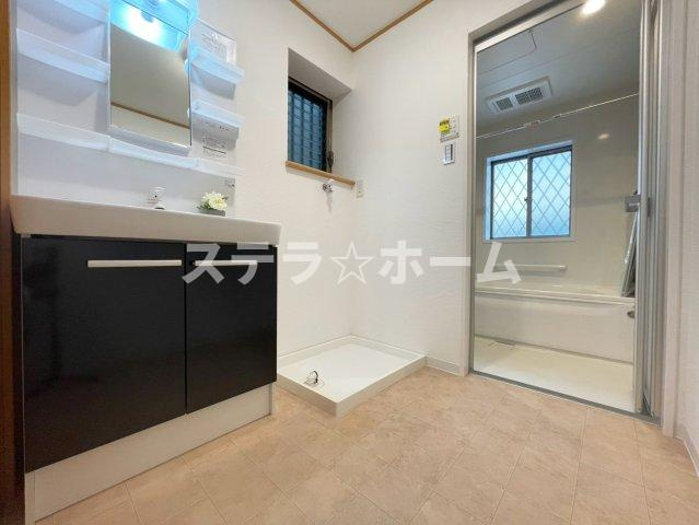 東別府1 中古戸建の独立洗面台|独立洗面台です