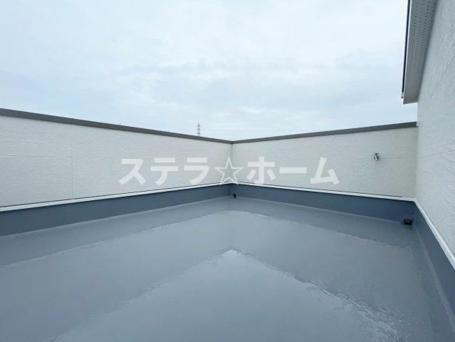 東別府1 中古戸建のバルコニー|ルーフバルコニーがあります