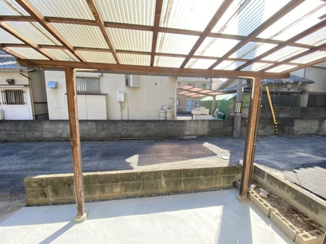 西今宿8丁目戸建のバルコニー