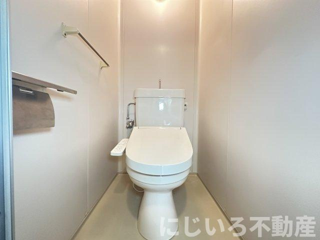 橘アパートのトイレ