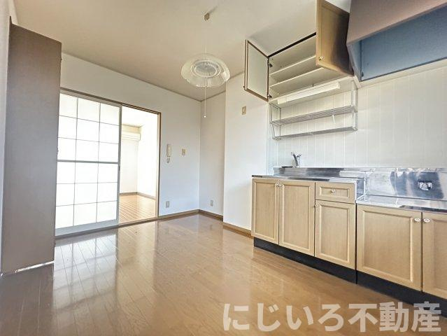 セジュール阿南の居間・リビング