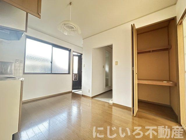 セジュール阿南の居間・リビング