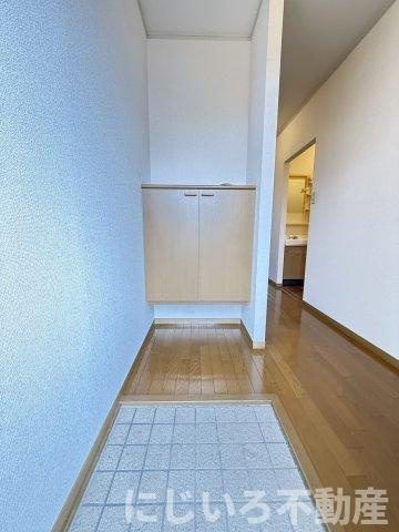 グローバルハイツAの玄関
