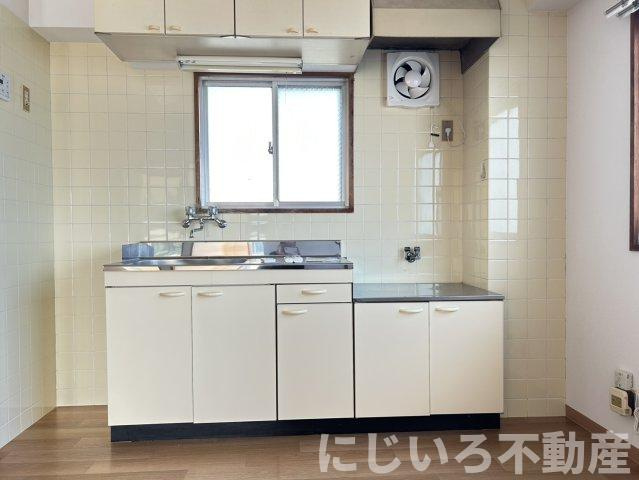 T＆Sマスダビルのキッチン