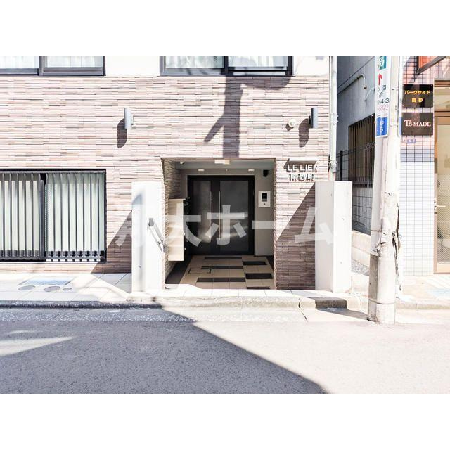 ルリアン南砂町のエントランス