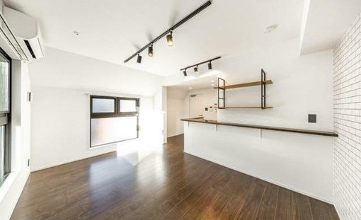 アステラホーム四谷大京町の居間・リビング|アステラホーム四谷大京町